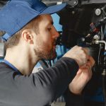 7 Major Signs Your Truck Needs Immediate Repair
